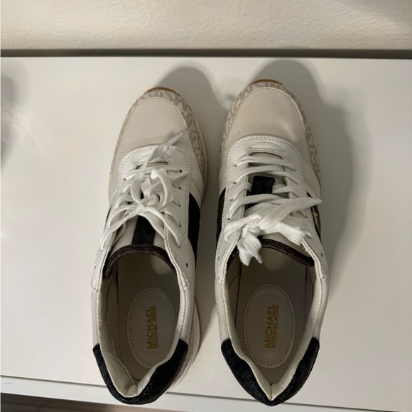 Michael Kors Women's White and Black Sneakers - Picture 5 of 6